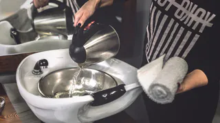 Чистим без соды: химик рассказал совет как легко избавить чайник от накипи