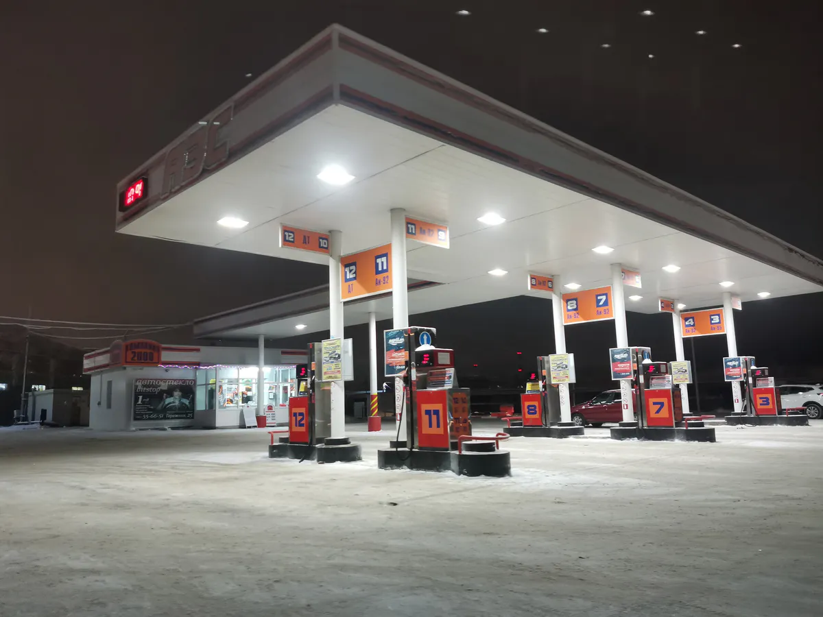 Тратил ползарплаты на бензин, пока не показал друг: 5 способов ощутимо сэкономить на АЗС