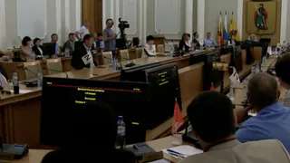 Депутат Рязгордумы 23 июня пообещал засунуть микрофон коллеге в одно место