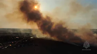 Почти 50 пожарных тушили сухую траву в Бессоновском районе