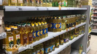 Гадость в бутылке: Роскачество опубликовало черный список растительного масла