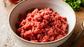 2 ложки в фарш, и котлеты получатся выше всяких похвал: сочные и нежные - секрет опытного шефа