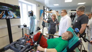 Алексей Текслер проверил работу нового отделения экстренной помощи и центра реабилитации в Челябинской области