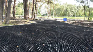 В сквере «Семейный» на ГПЗ появился дополнительные скамейки