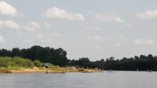 Купаться невозможно, стоим у берега: черноморский пляж преподнес неприятный сюрприз отдыхающим