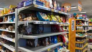 В России планируют закрепить цены на основные социальные товары