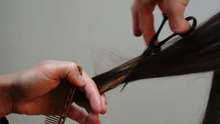 Про «Каскад» и «Пикси» можно забыть надолго: именно эту стрижку выбирают женщины старше 50 лет в марте