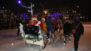 В субботу движение в центре Рязани перекроют из-за Дедов Морозов