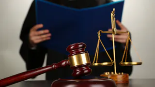 В Нижнекамске мужчина забил до смерти приятеля металлическим чайником 