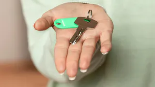 Сирота из Меленок через суд добилась получения квартиры