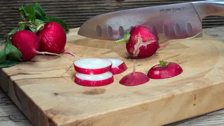 Как вырастить сладкую редиску без горечи: советы и рекомендации