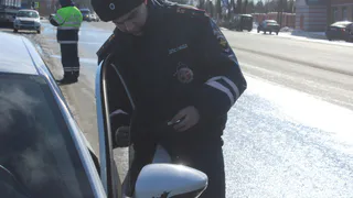 Инспектор ДПС говорит дунуть в трубочку: про такое лучше узнать, прежде чем согласиться: золотое правило для водителей