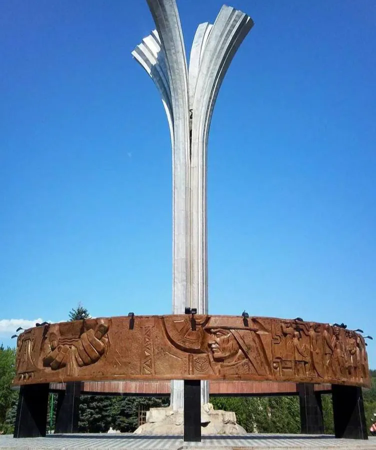 Монумент первооткрывателям нефти в Лениногорске может стать памятником архитектуры