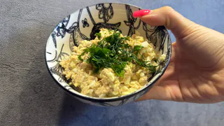 Готовлю этот салат из 3 продуктов всего за 5 минут — идеальный вариант на каждый день: быстро, вкусно, без заморочек