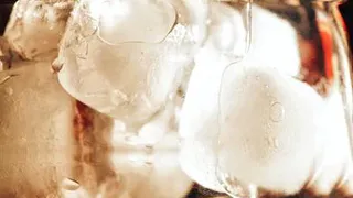 Делаем ледяные кубики с наполнителем