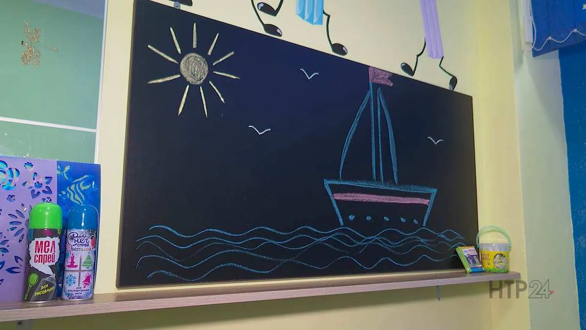 В Нижнекамске в детсаду малышам разрешили рисовать на стенах