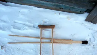 Житель Нижнекамска избил костылем тещу 