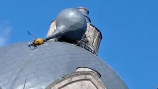 Из-за сильного ветра у церкви в Касимовском районе упал купол