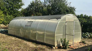 С 8 апреля теплицы под запретом: россияне узнали о важном решении, у кого есть дача или участок - новые штрафы