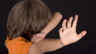 Отца-изверга из Почепского района приговорили к 3,5 годам тюрьмы