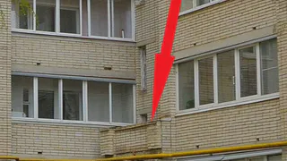 Владимирская пенсионерка выпала из окна третьего этажа при попытке спуститься по простыням