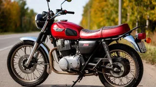 Минск за копейки против Урала за миллион — разница в цене поражает, а техника почти не изменилась