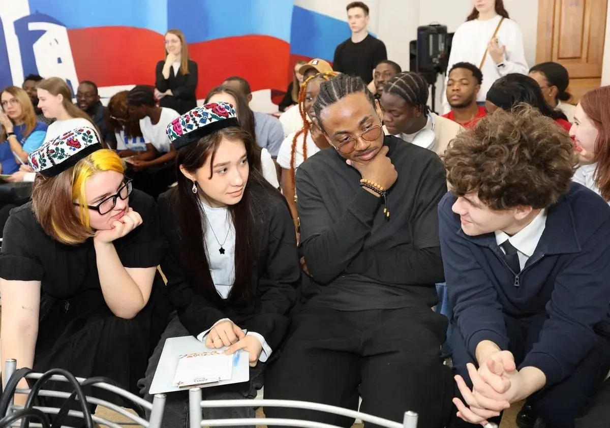 Квиз-игра «Дружба народов» во Владимире объединила молодежь разных стран