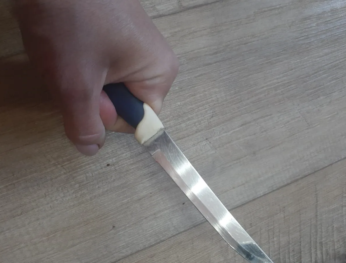 Пьяная жительница Татарстана нанесла ножевое ранение своему сожителю