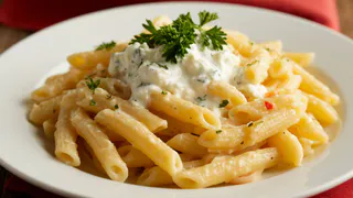 Не масло и не сыр: вот что добавить в макароны для нежного сливочного вкуса — секрет шеф-повара