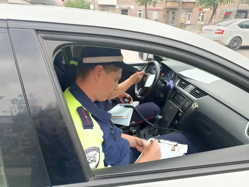 Магнитогорские автоинспекторы уделяют пристальное внимание перевозке детей 