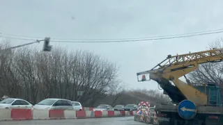 Минтранс: мост через Трубеж нужно выравнивать каждый день