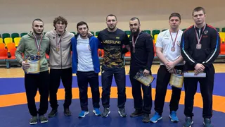 Борцы из Владимирской области завоевали шесть медалей на двух турнирах в Москве и Мытищах