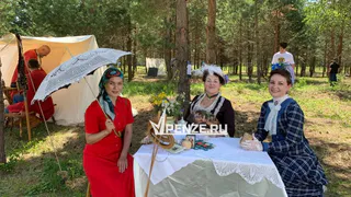 Грохот пушек, команды офицеров и залпы мушкетов: в Кузнецке «Торуевское городище» объединило историю и культуру