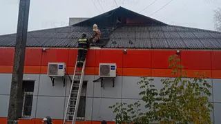 В Городищах загорелся продуктовый магазин