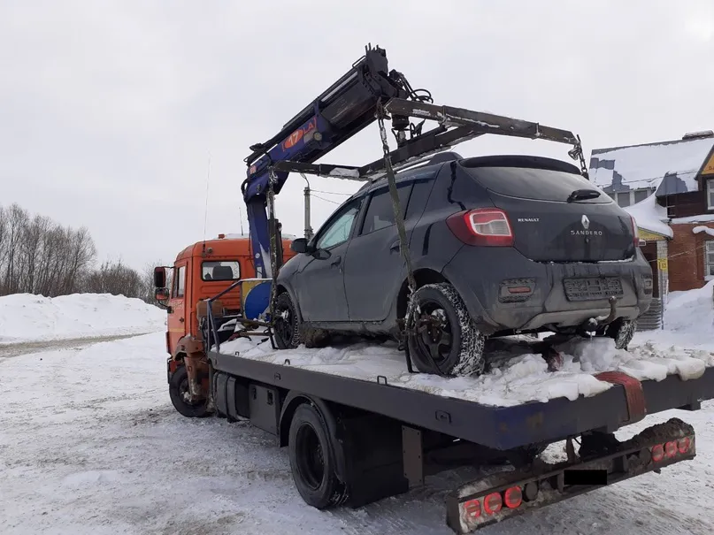 Житель Татарстана, задолжавший кредит 1,8 млн рублей под залог авто, прятал Renault Sandero в гараже соседа