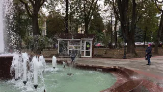 В Брянске сломался недавно открытый в Круглом сквере новый фонтан