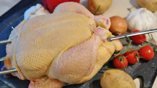 Хозяйкам рассказали, как избавиться от антибиотиков в покупной курице: секрет раскрыт 