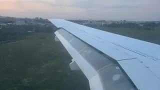 В 20 км от Рязани отказало оборудование у самолета CRJ200