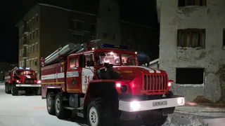 В Коми произошло 2 пожара: в Яснэге горела квартира, в Воркуте — еще одна заброшка