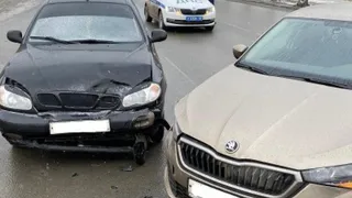 В Рязани на улице Горького в ДТП с Skoda пострадал мужчина