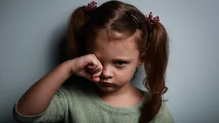 Жестокое воспитание: в Татарстане бабушка жестоко избивала 9-летнюю внучку