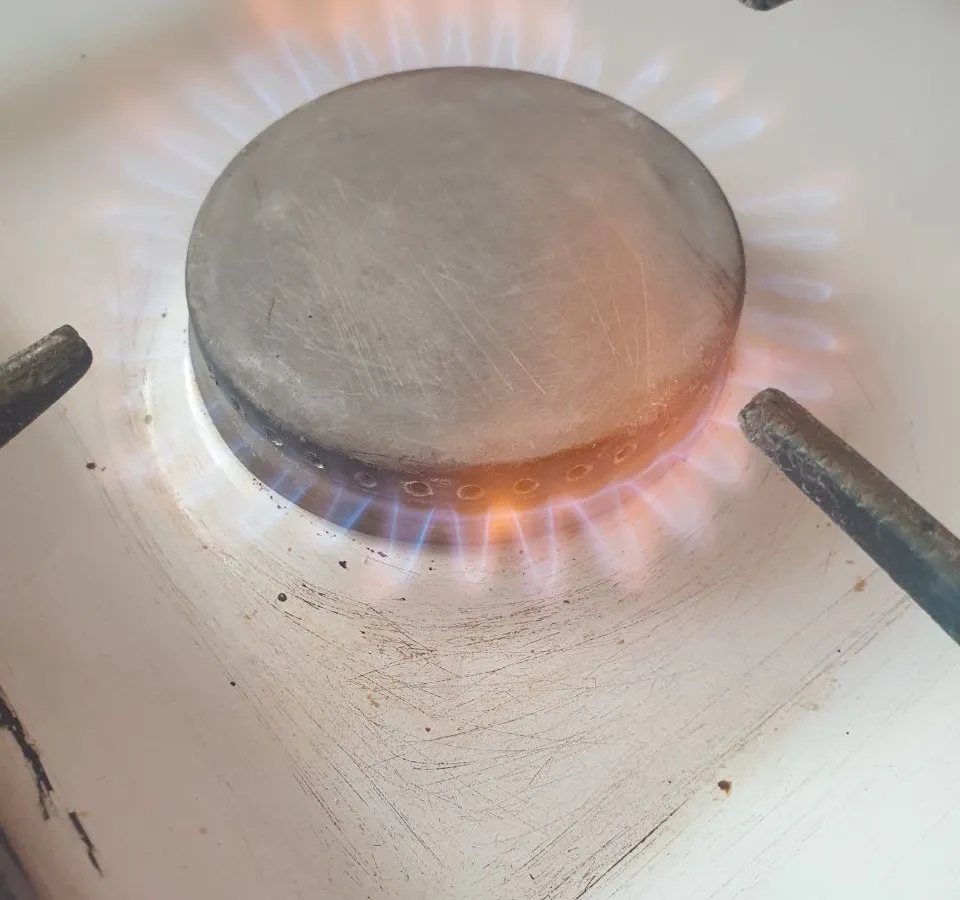 С декабря в коммунальной платежке появится неприятная строка на тему газа: начислят на каждую квартиру