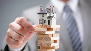 Рынку недвижимости в России предрекли обрушение