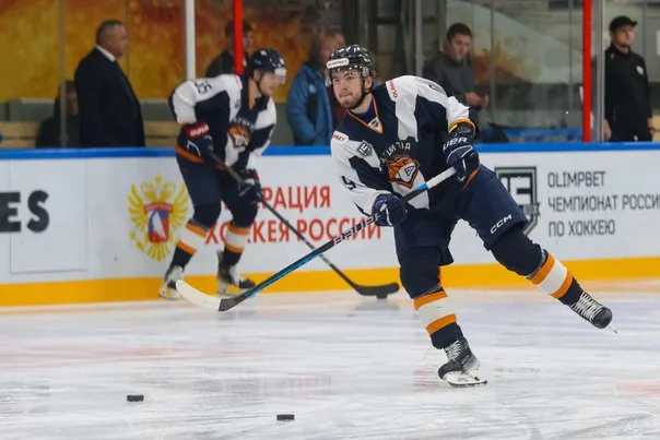 Магнитогорская команда "Магнитка" уступила "Горняку" в напряженном домашнем матче