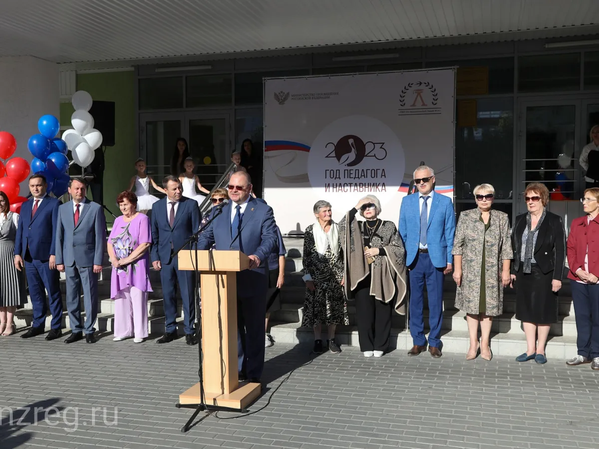 Лицею №14 хотят присвоить имя генералиссимуса Александра Суворова