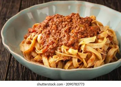 Толщину пасты определяет соус