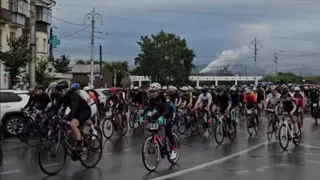 500 велосипедистов преодолели испытание дождем на заезде "Магнитогорск-Банное"