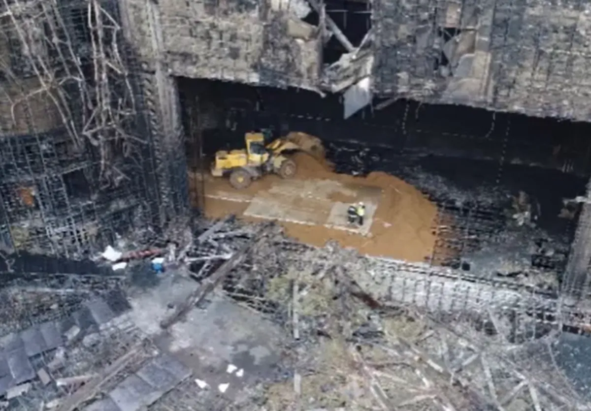 Спасатели МЧС России завершили аварийно-спасательные работы в «Крокусе»