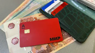 Аферисты под предлогом отправки цветов украли у пензячки 350 тыс. рублей