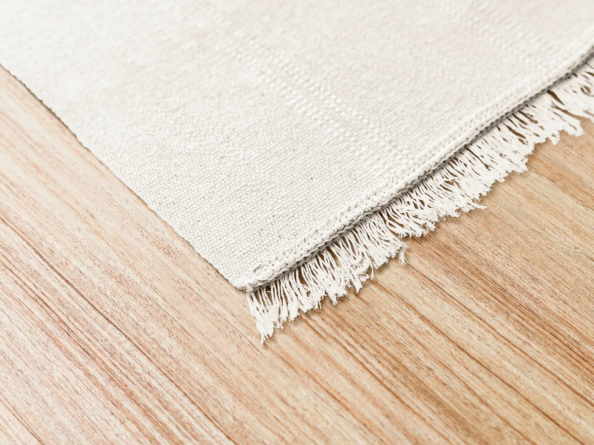 85-летняя бабушка ковёр не выбивает, но он всегда чистый и не воняет. Секрет в 2 ингредиента